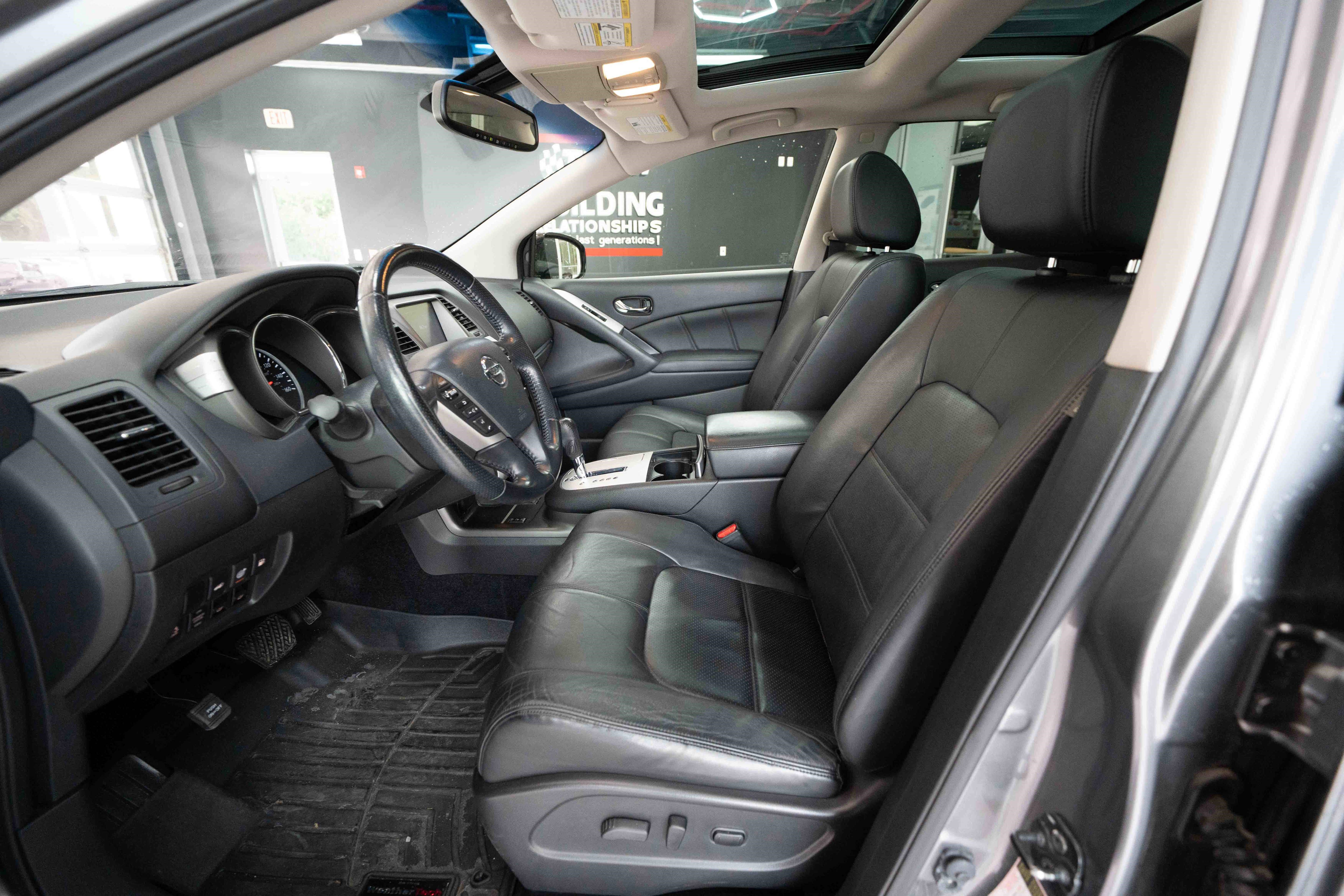 Used 2013 Nissan Murano SL w/ Navigation Pkg image 9