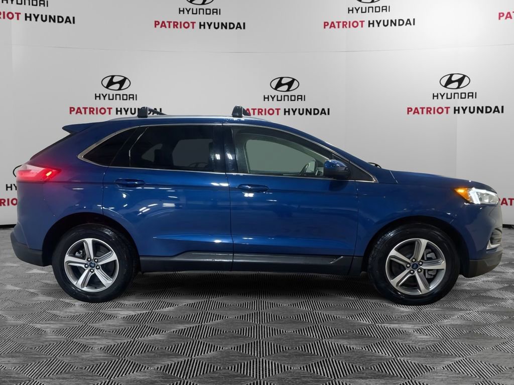 Used 2022 Ford Edge SEL w/ Convenience Package image 3