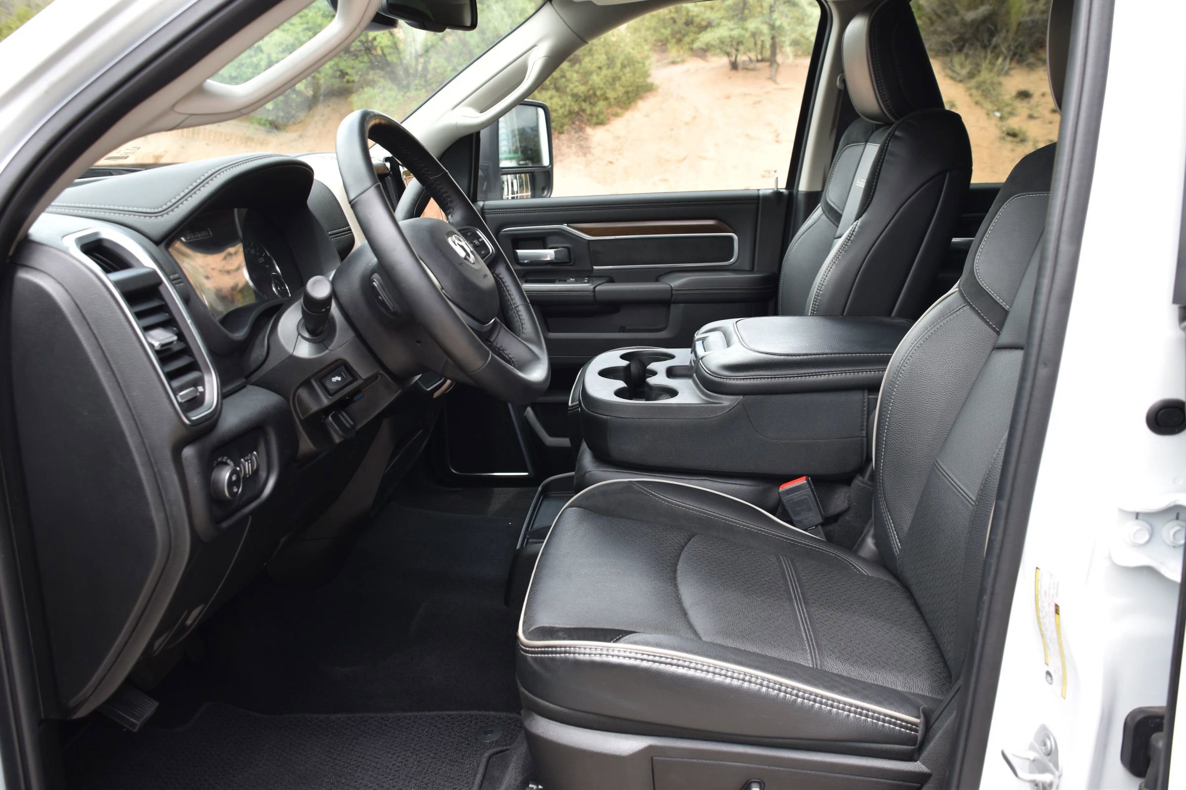 Used 2024 RAM 2500 Laramie image 11