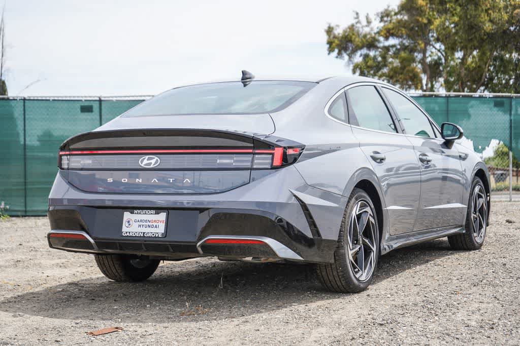 New 2026 Hyundai Sonata SEL FWD image 4
