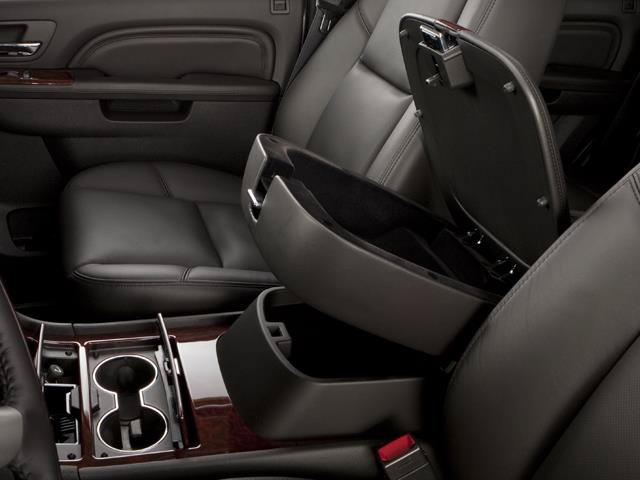 Used 2013 Cadillac Escalade Luxury AWD/4WD image 16