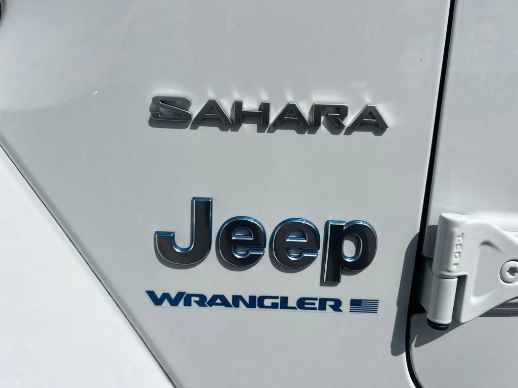 Used 2023 Jeep Wrangler Unlimited Sahara AWD/4WD image 27