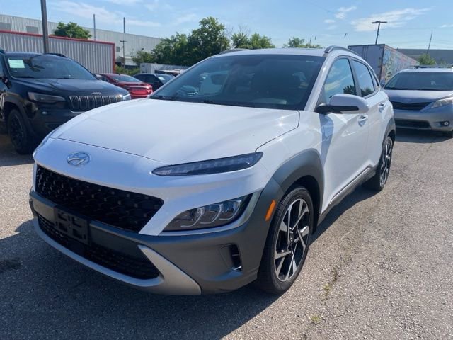 Used 2022 Hyundai Kona Limited image 3