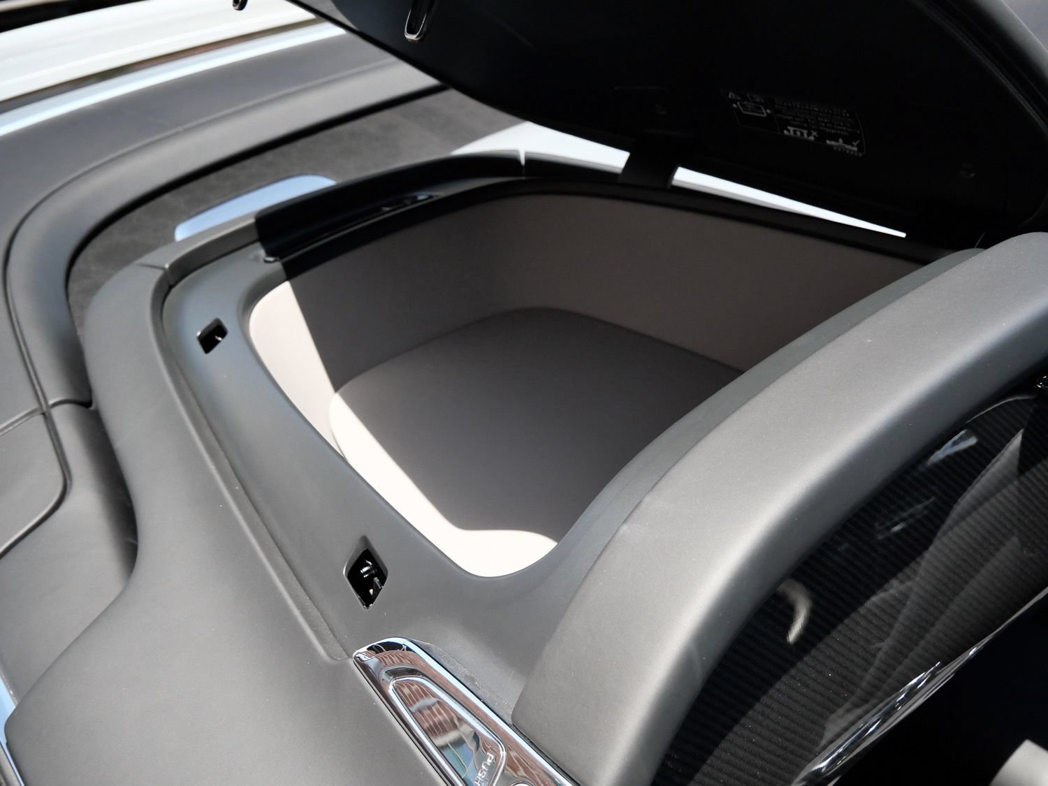 Certified 2021 Rolls-Royce Dawn RWD image 28