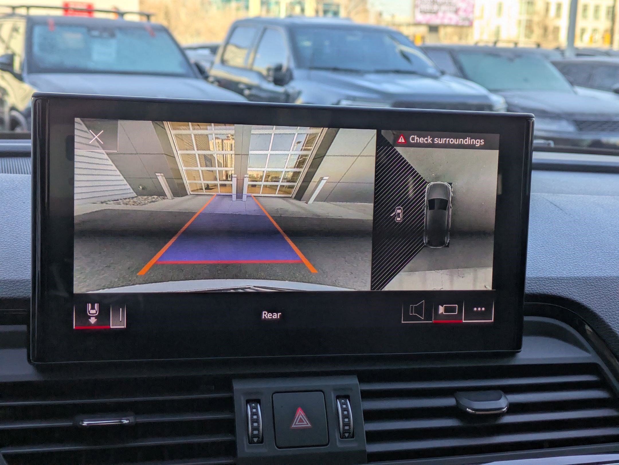 Used 2021 Audi Q5 Prestige w/ Prestige Package image 21