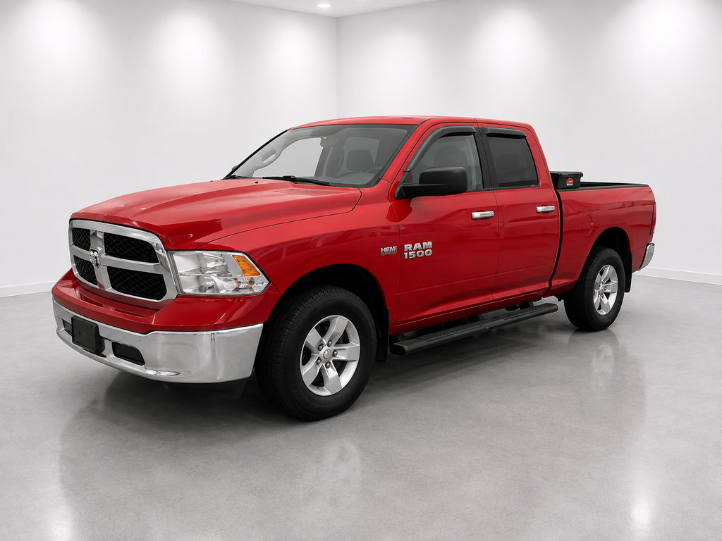Used 2018 RAM 1500 Classic SLT RWD image 3