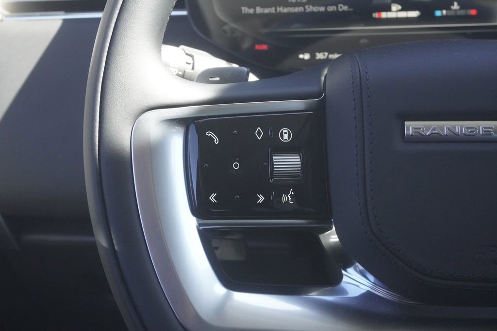 New 2026 Land Rover Range Rover SE image 12