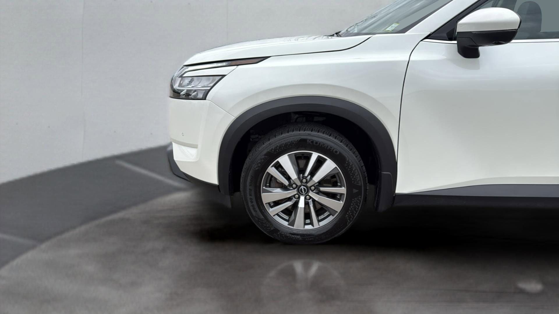 Used 2024 Nissan Pathfinder SL image 23