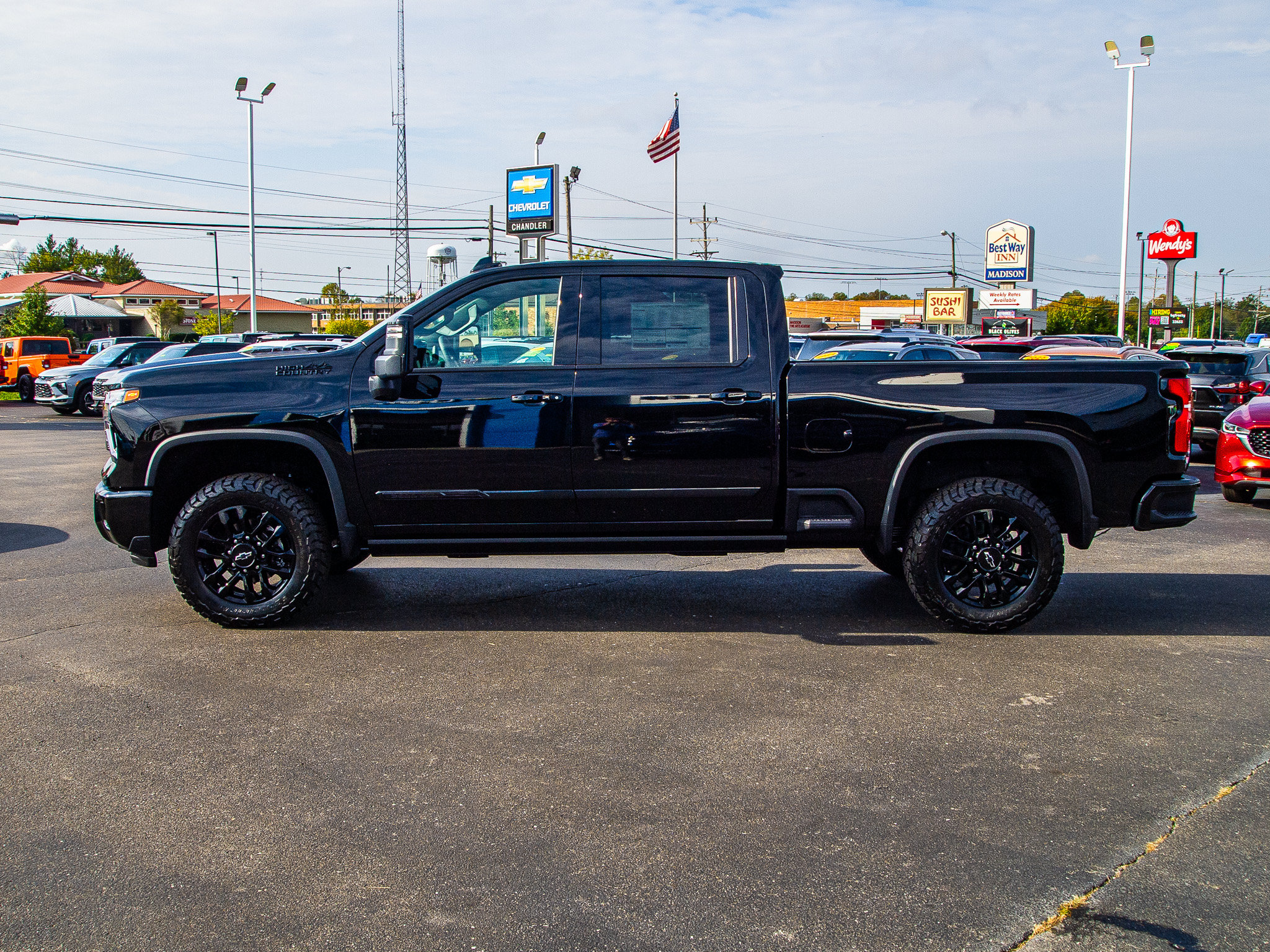 New 2026 Chevrolet Silverado 2500 High Country w/ Midnight Edition AWD/4WD image 4