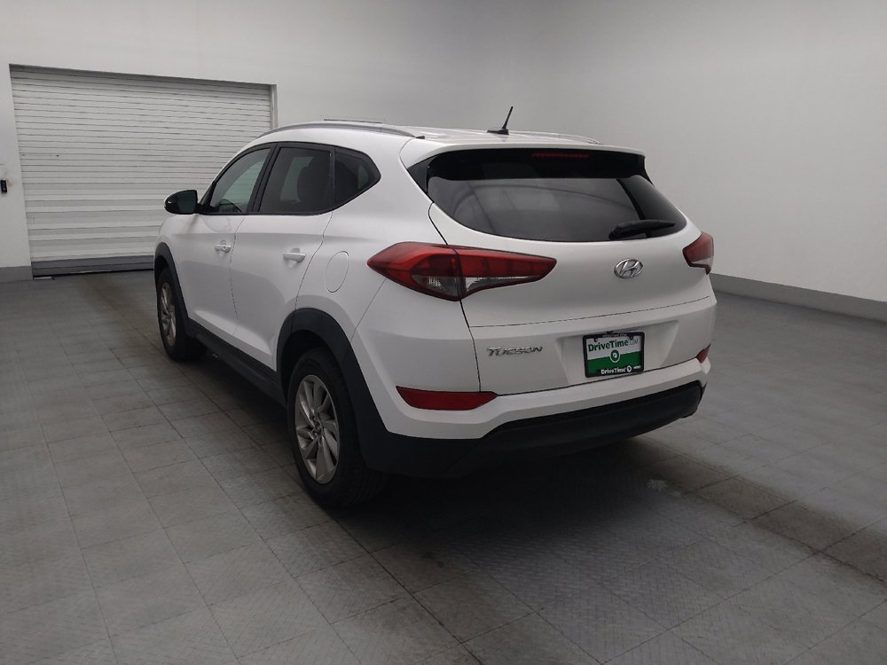 Used 2016 Hyundai Tucson SE w/ Option Group 02 FWD image 5