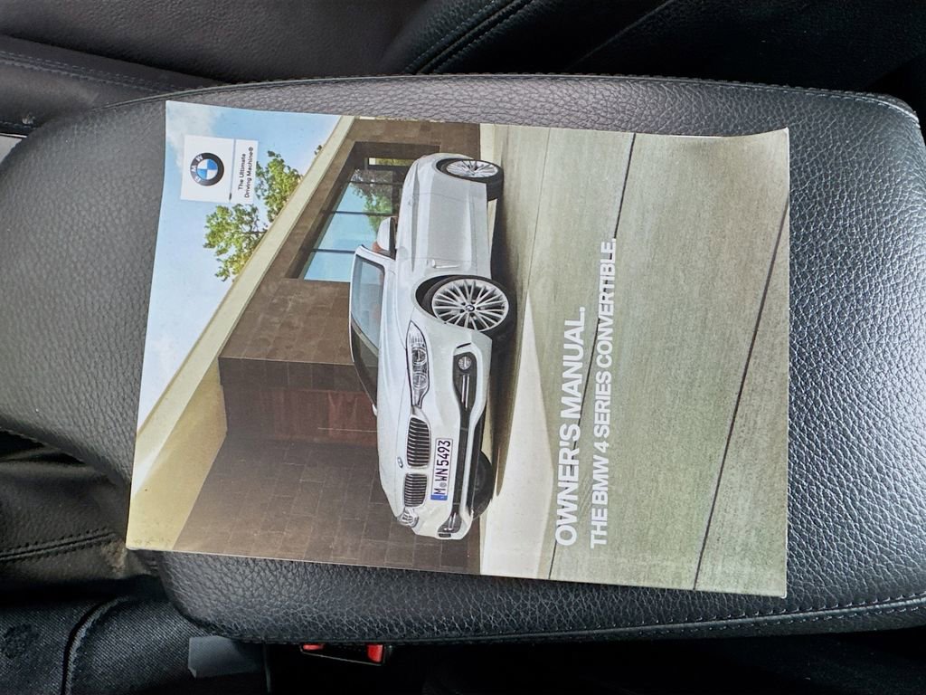 Used 2020 BMW 440i Convertible w/ M Sport Package image 41