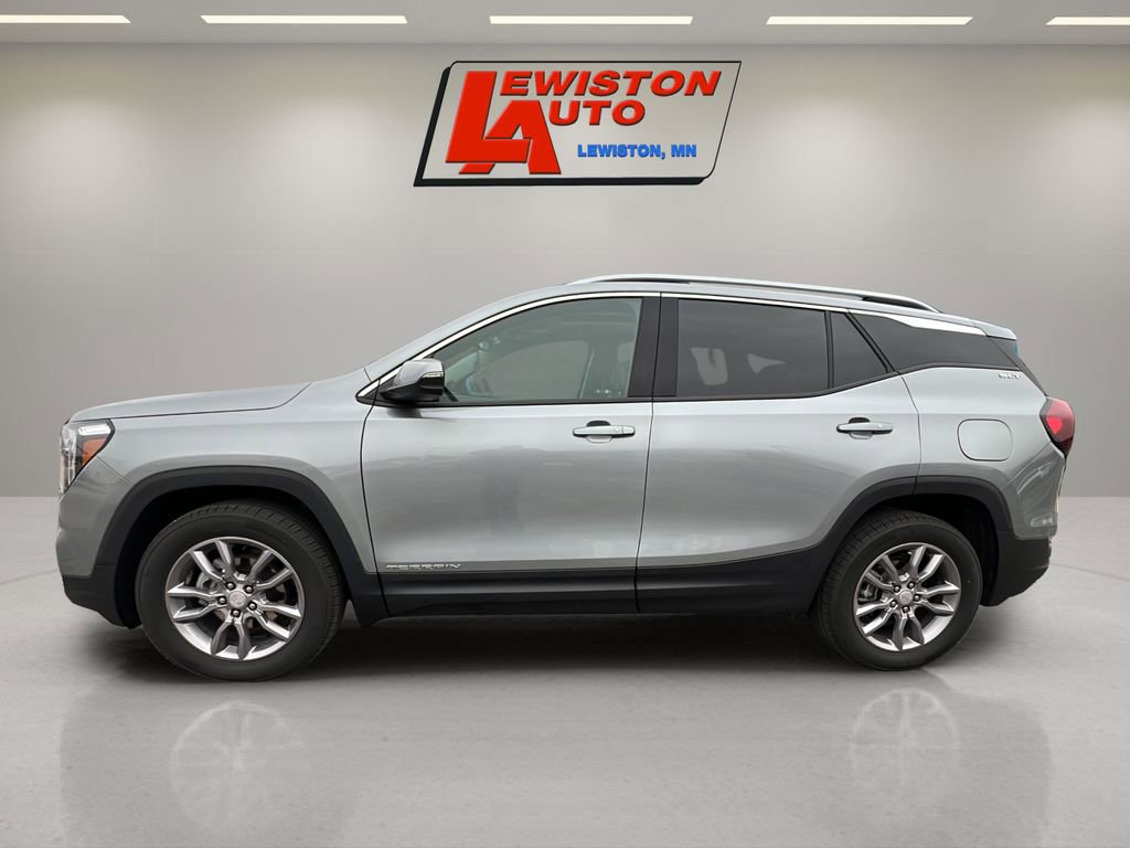 Certified 2024 GMC Terrain SLT w/ Infotainment Package II image 10