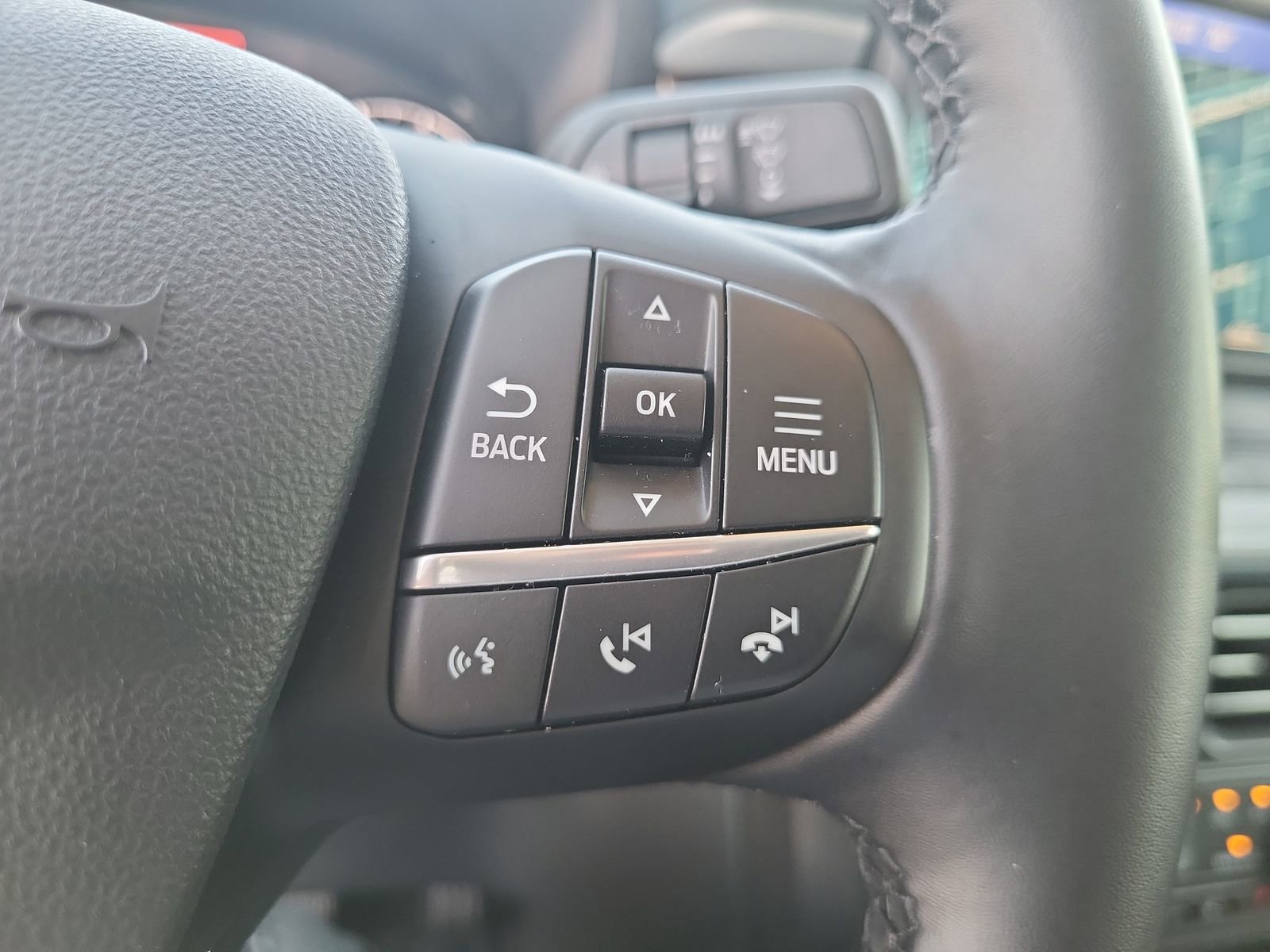 Used 2024 Ford Maverick Lariat w/ 4K Tow Package image 5