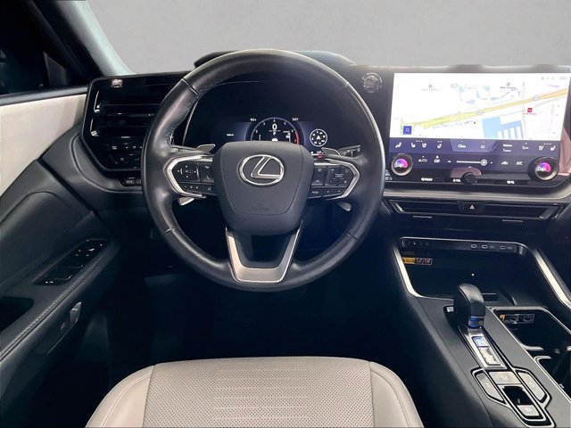 Used 2025 Lexus TX 350 FWD w/ Technology Package image 7