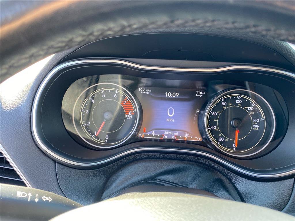 Used 2020 Jeep Cherokee Limited AWD/4WD image 19