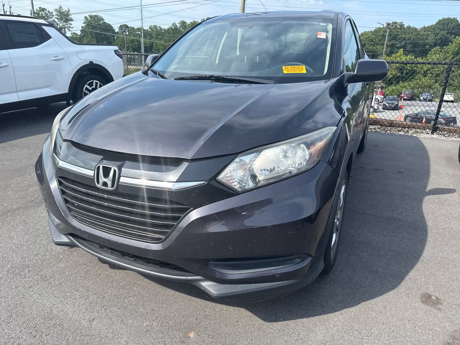 Used 2018 Honda HR-V LX image 2