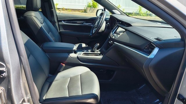 Used 2024 Cadillac XT5 Premium Luxury image 30