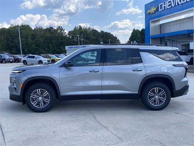 New 2026 Chevrolet Traverse LT w/ Driver Confidence Package image 2