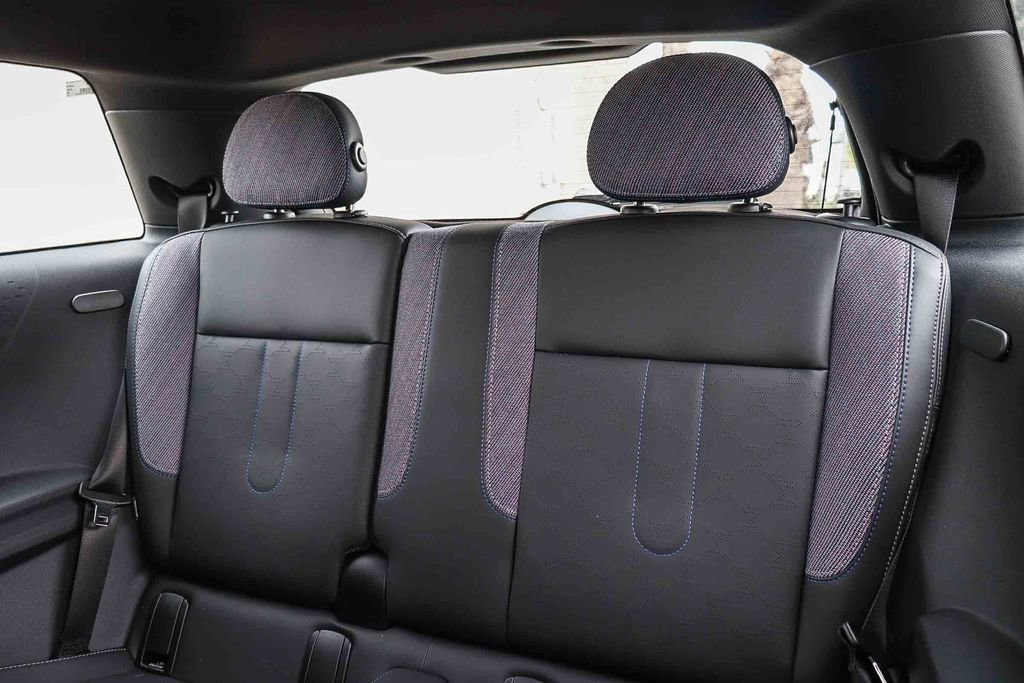 New 2026 MINI Cooper 2-Door Hardtop image 19