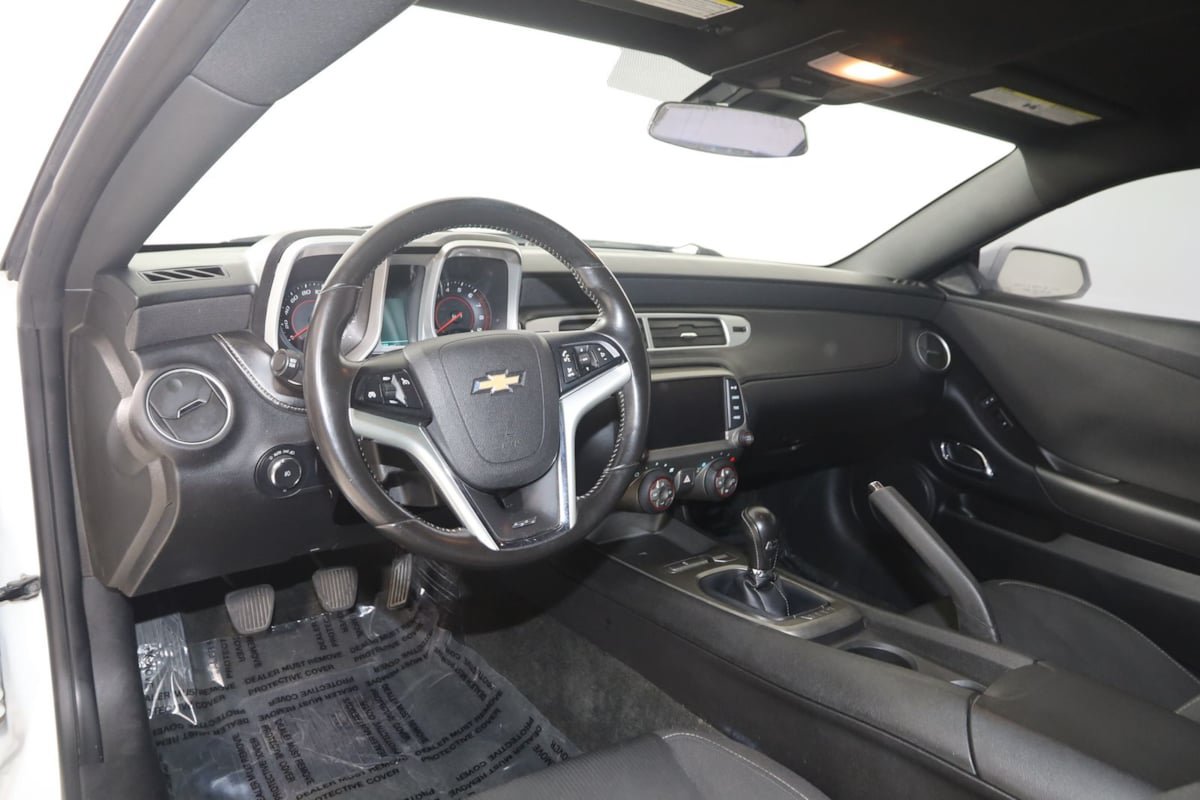 Used 2014 Chevrolet Camaro SS w/ RS Package RWD image 21