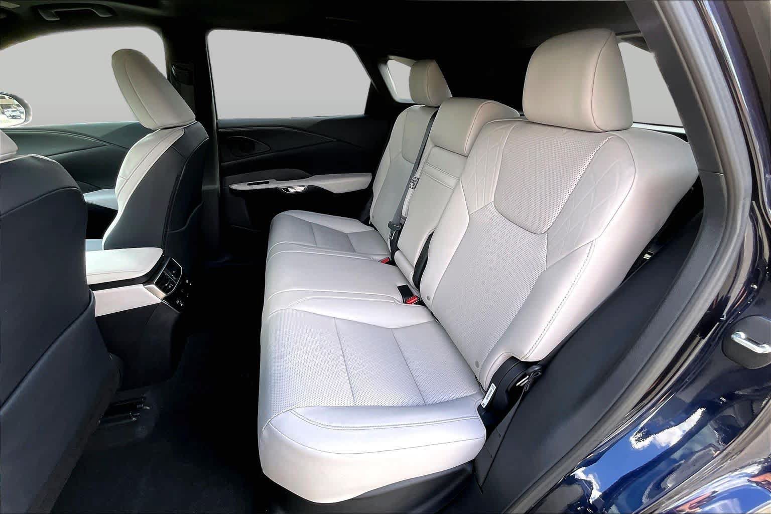 Used 2024 Lexus RX 350 Premium Plus w/ Convenience Package FWD image 18