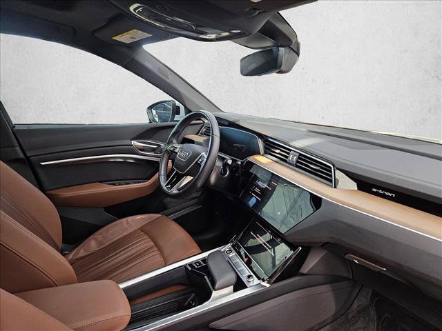 Certified 2024 Audi Q8 e-tron Premium Plus AWD/4WD image 11