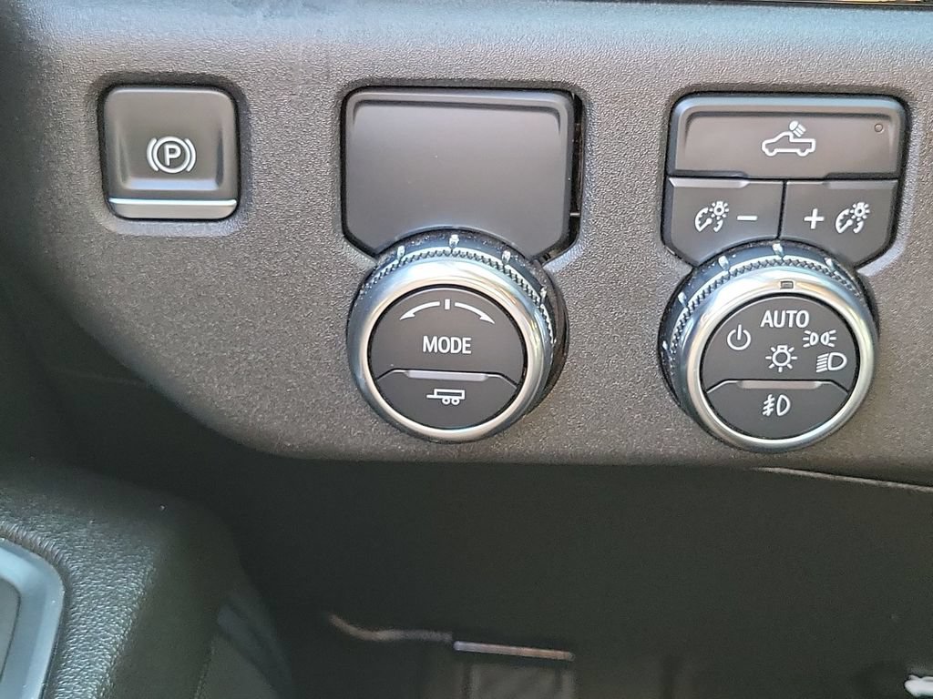 Used 2023 GMC Sierra 1500 Elevation RWD image 18
