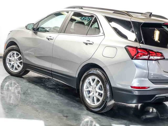 Used 2024 Chevrolet Equinox LT FWD image 11