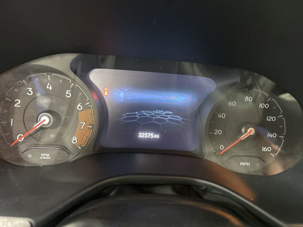 Used 2025 Jeep Compass Latitude image 6