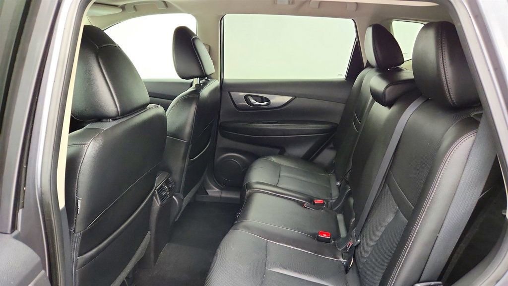 Used 2016 Nissan Rogue SL w/ SL Premium Package AWD/4WD image 21