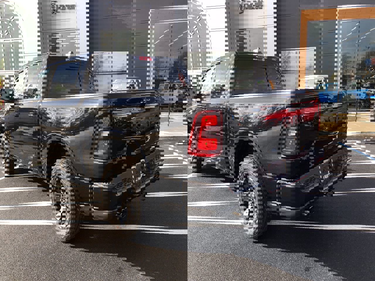 New 2026 RAM 1500 4x4 Crew Cab image 12