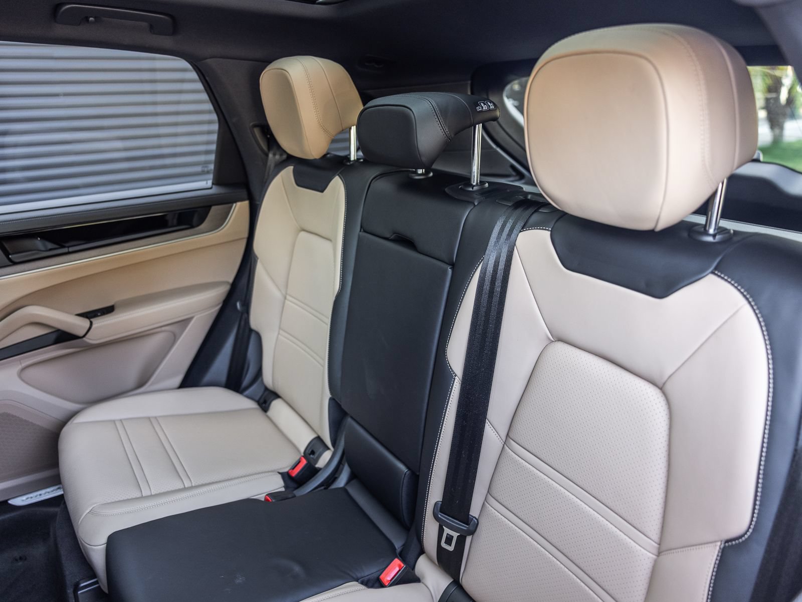 Certified 2026 Porsche Cayenne S AWD/4WD image 21