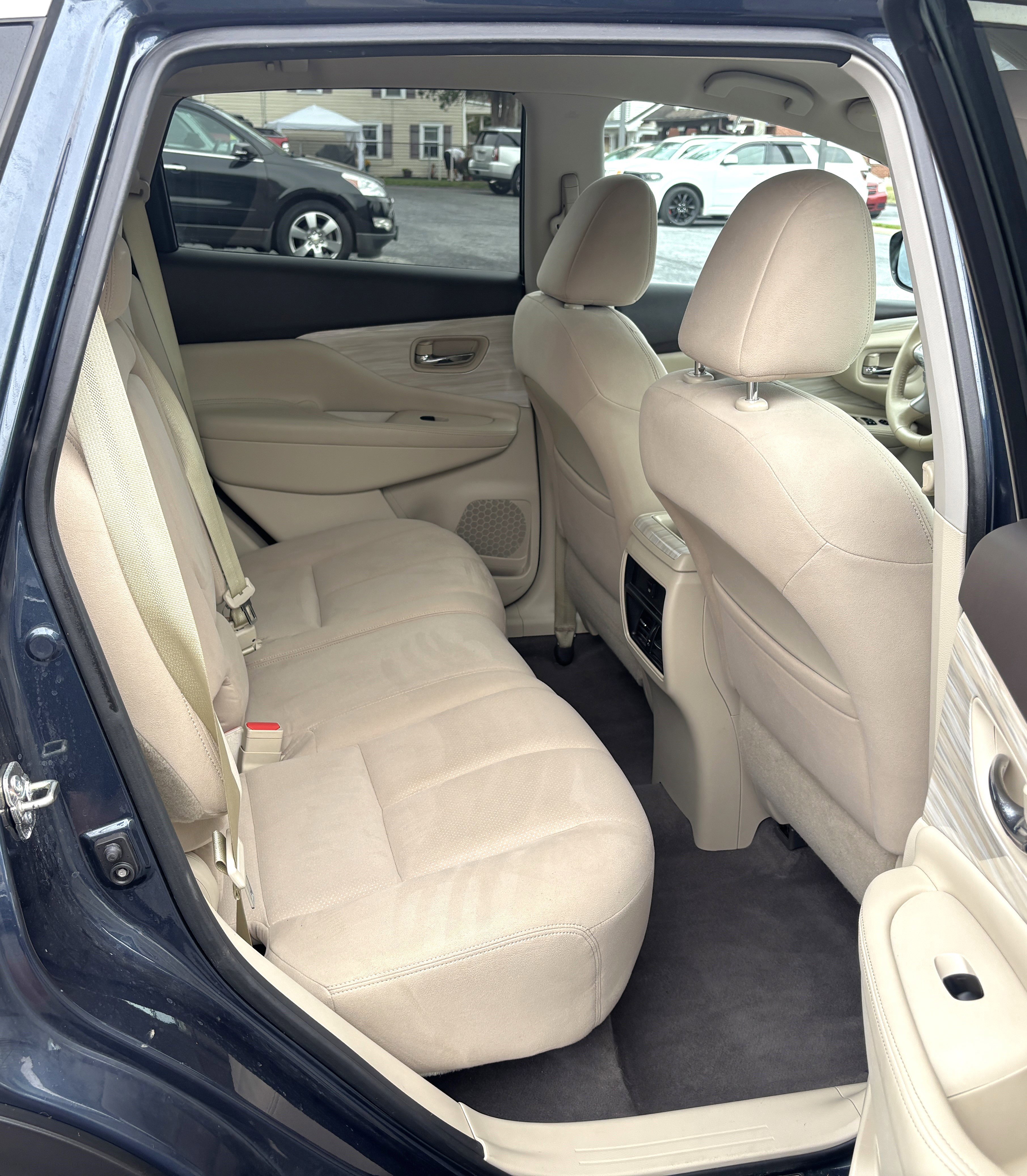 Used 2016 Nissan Murano SV w/ Cargo Package image 9