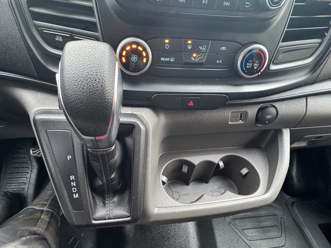 Used 2024 Ford Transit 250 Low Roof AWD w/ Exterior Upgrade Package image 29