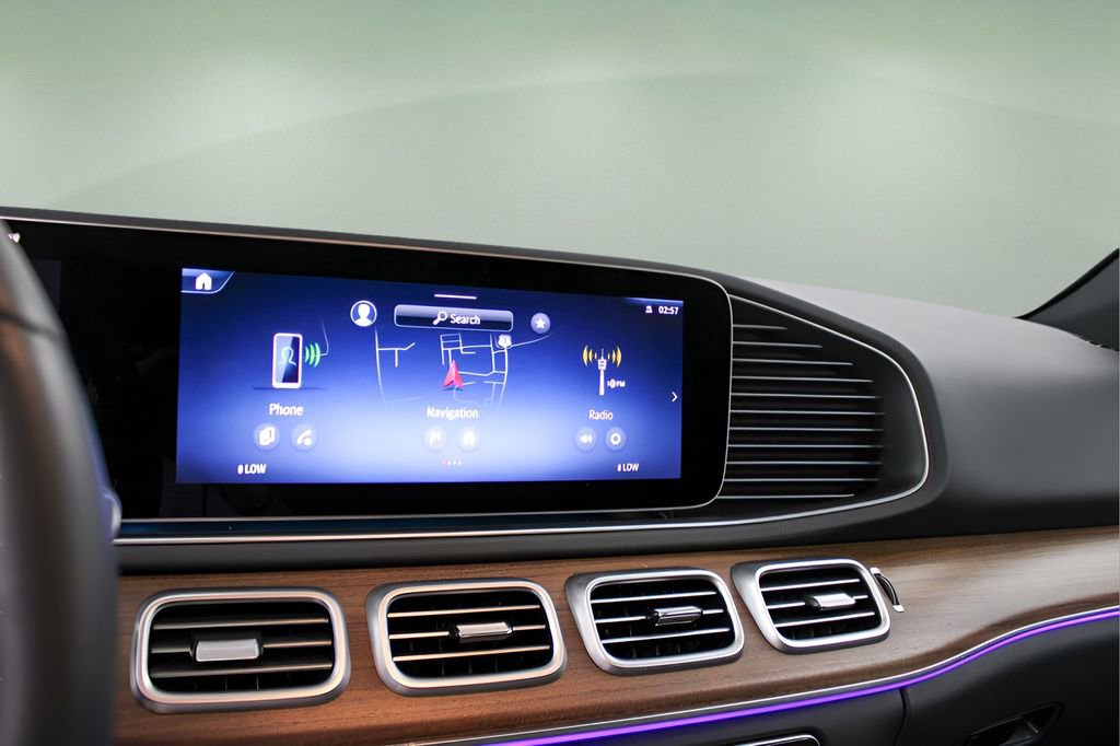 Used 2025 Mercedes-Benz GLE 350 4MATIC image 23