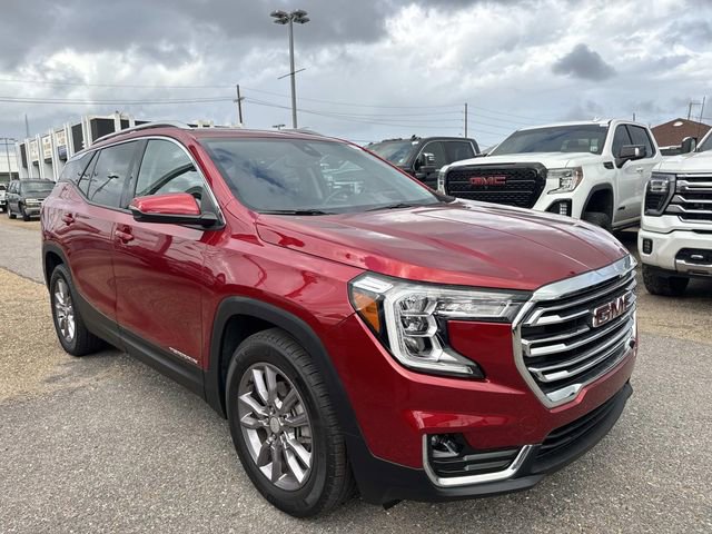 Used 2023 GMC Terrain SLT image 4