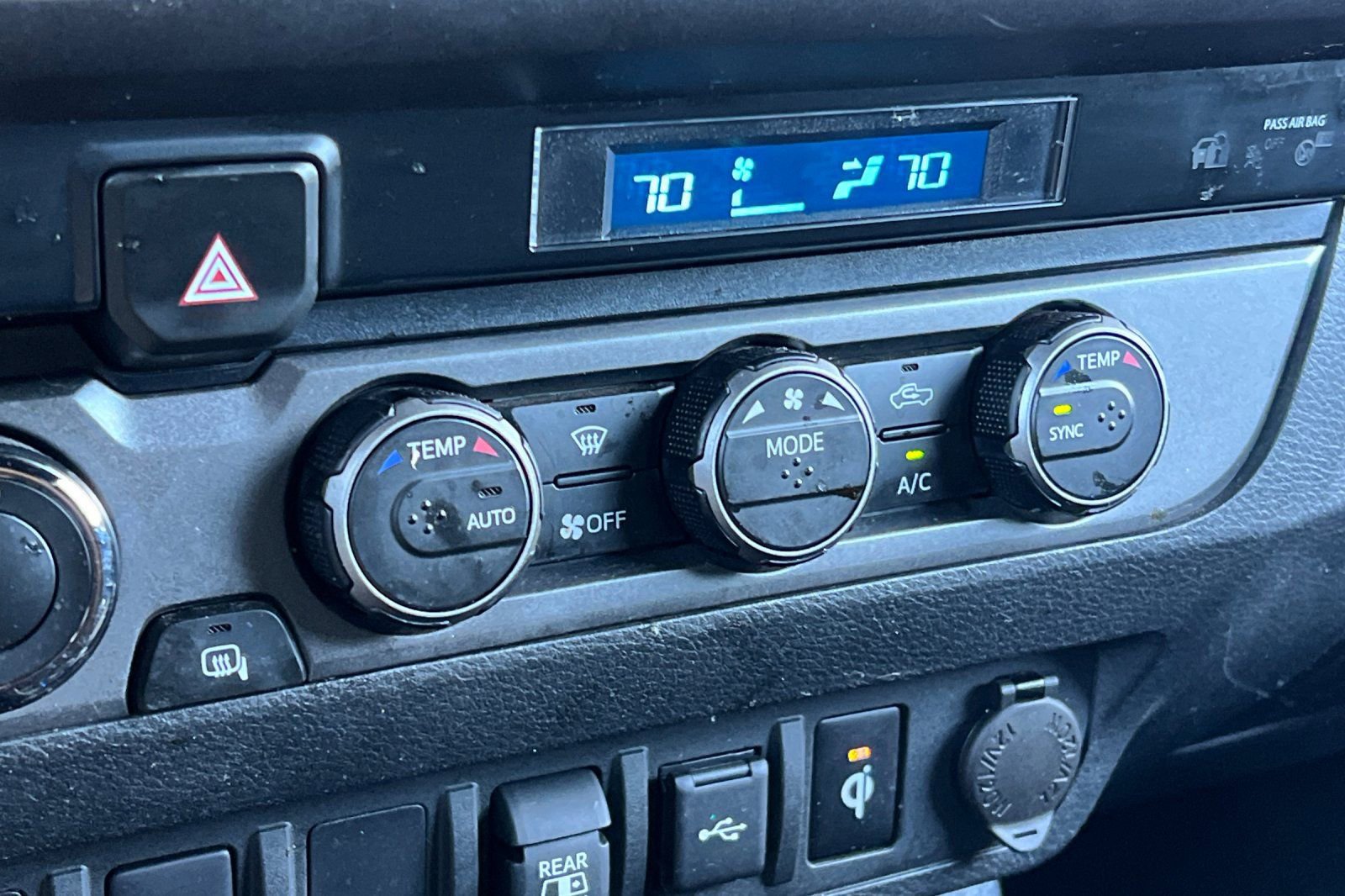 Certified 2023 Toyota Tacoma TRD Off-Road image 24