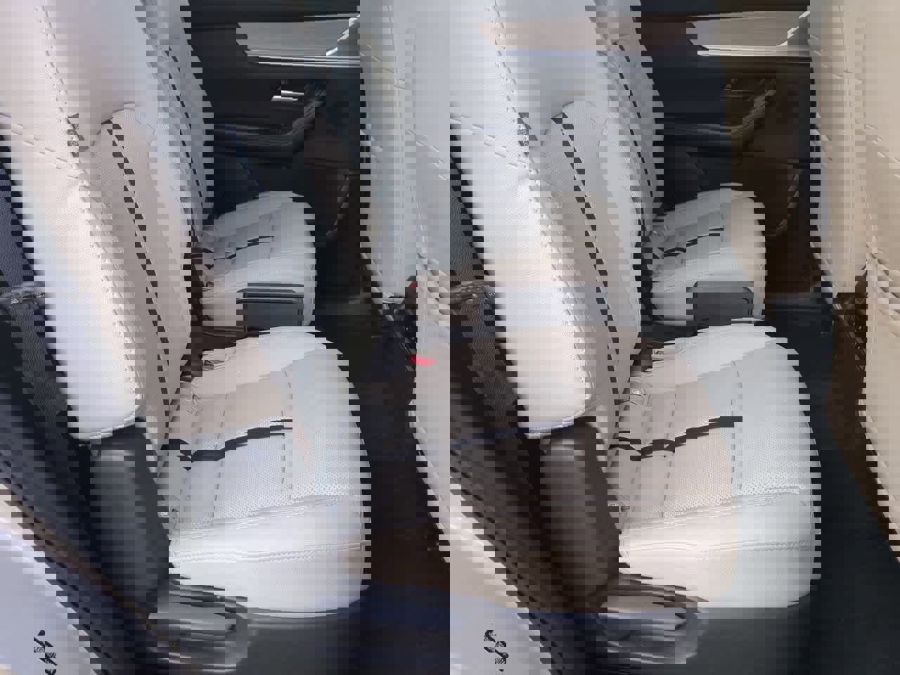 Used 2024 MAZDA CX-90 Plug-In Hybrid w/ Preferred image 20