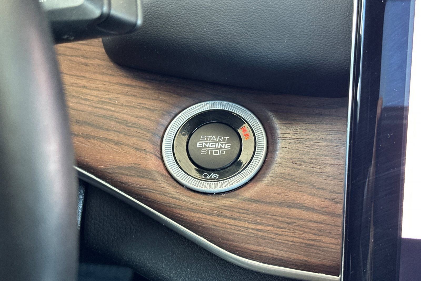 Used 2023 Jeep Grand Cherokee Summit w/ Adv Protech Group IV image 22