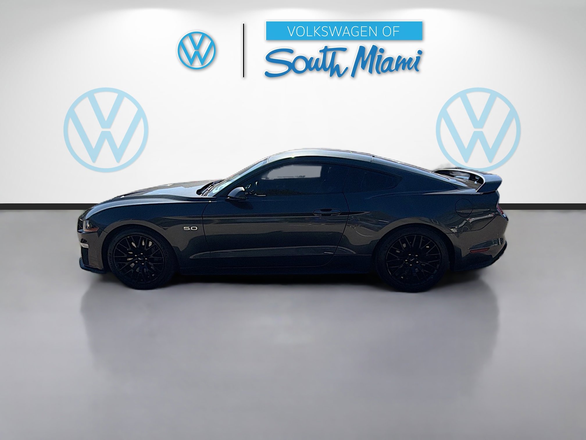 Used 2020 Ford Mustang GT Premium w/ GT Performance Package image 4