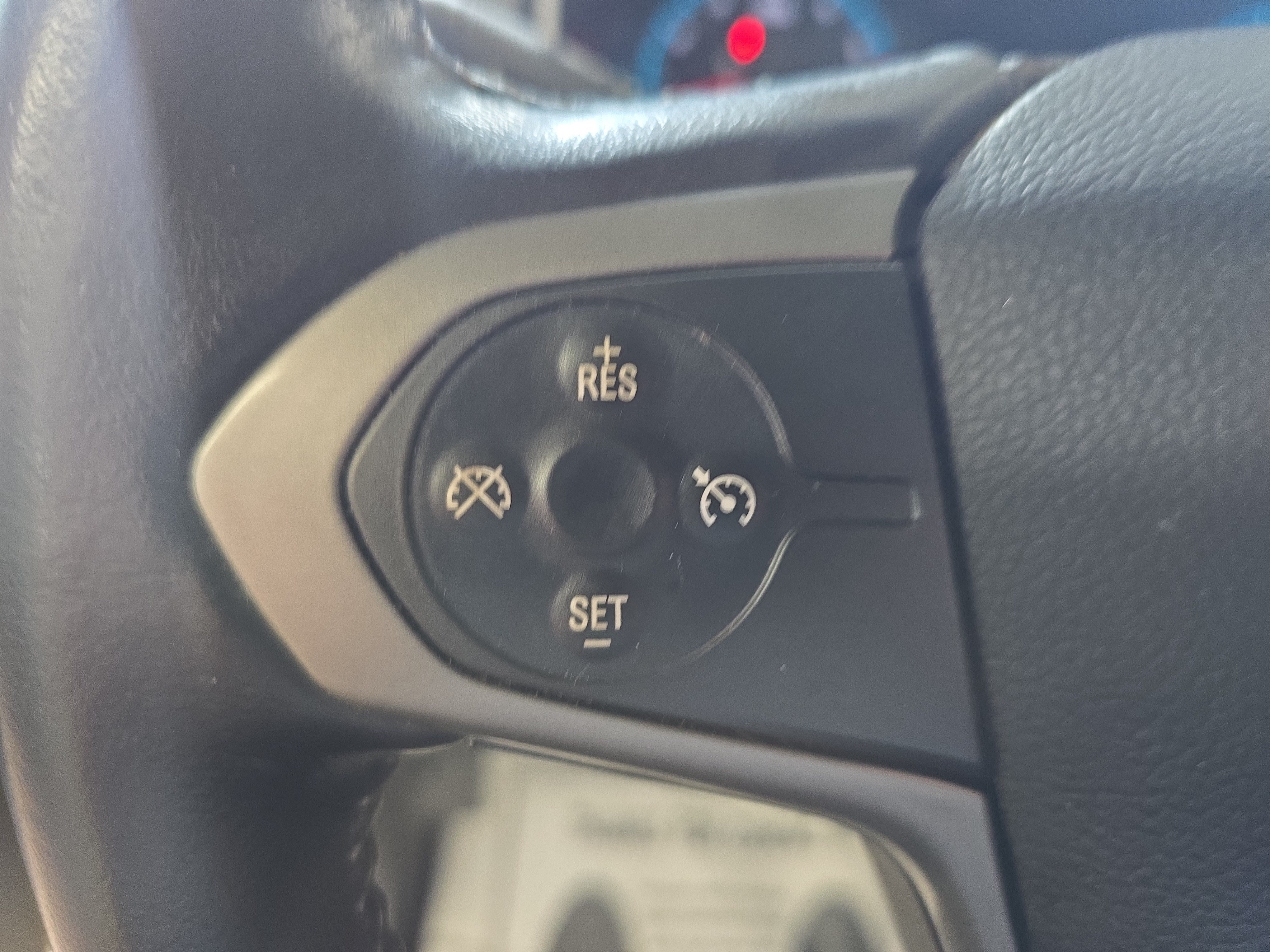 Used 2015 Chevrolet Colorado Z71 RWD image 16