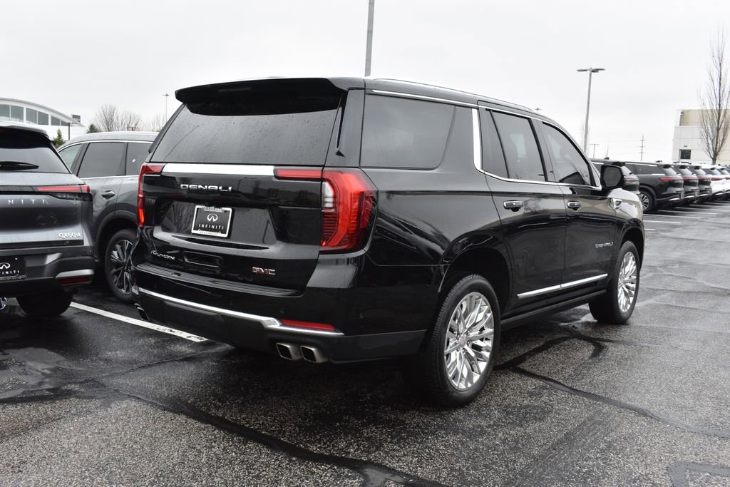 Used 2025 GMC Yukon Denali w/ Sun & Power Step Package image 3