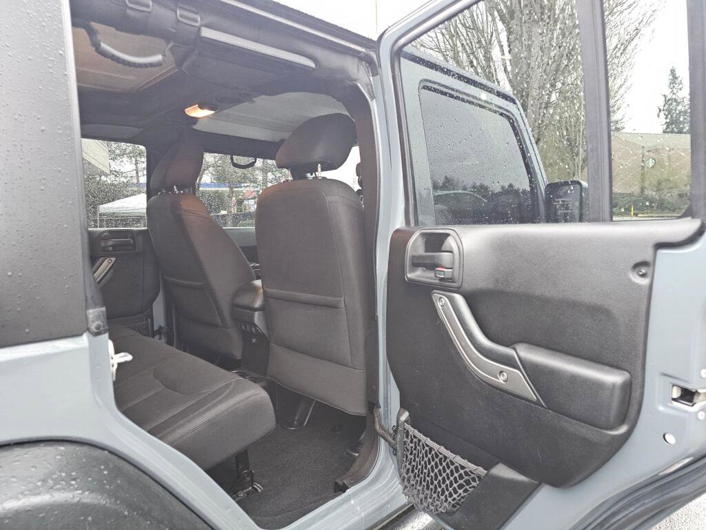 Used 2015 Jeep Wrangler Unlimited Sport w/ Quick Order Package 24S image 14