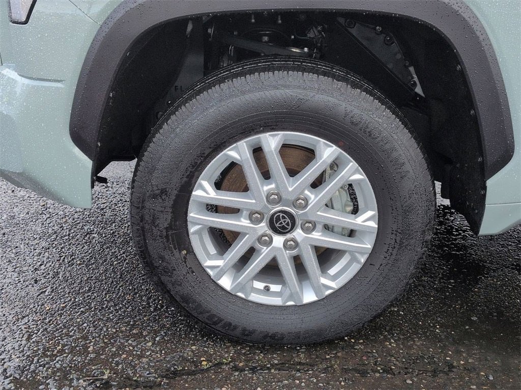Used 2024 Toyota Tundra SR5 w/ SR5 Convenience Package image 32