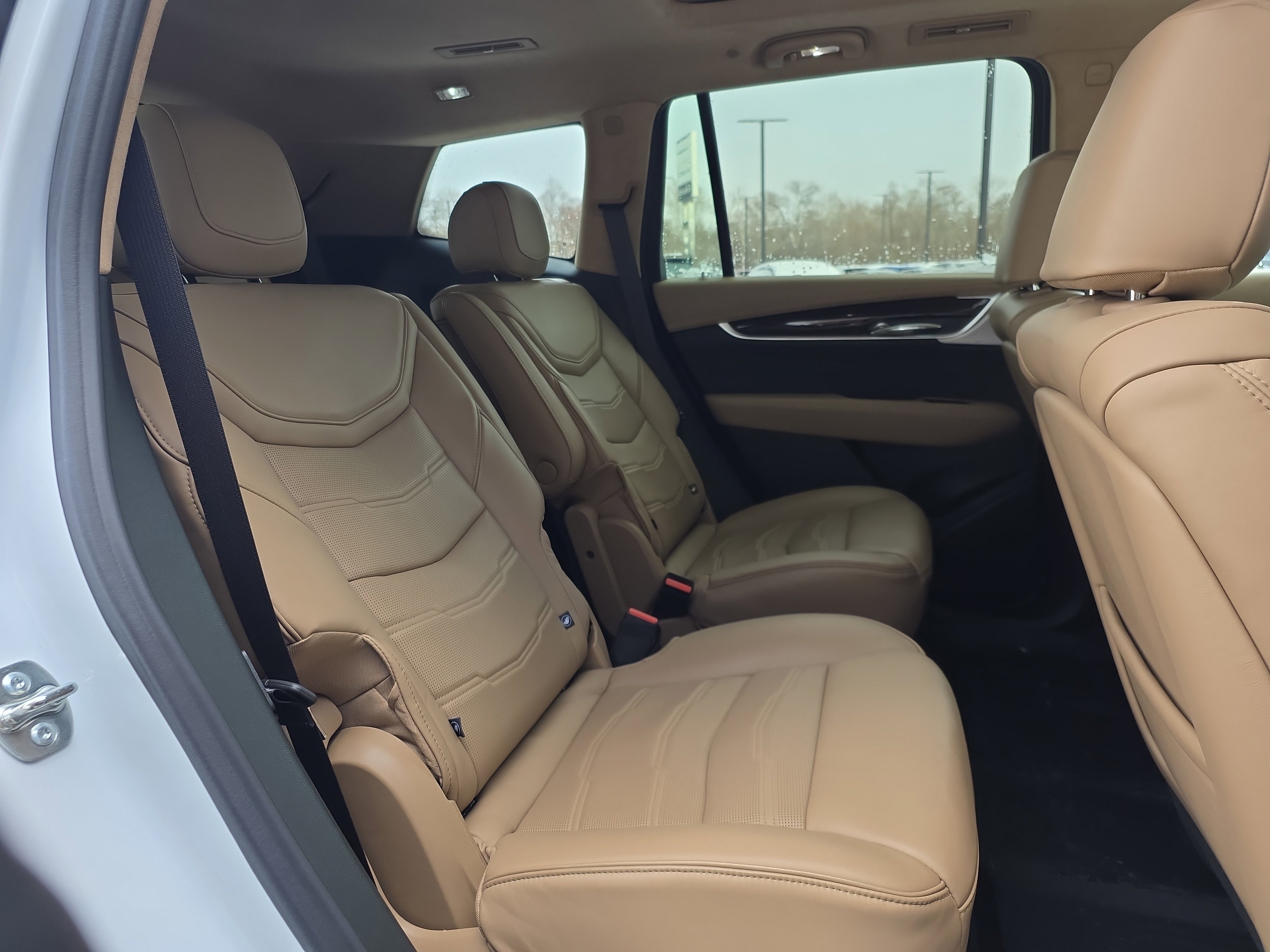 Used 2025 Cadillac XT6 Sport w/ Platinum Package image 35