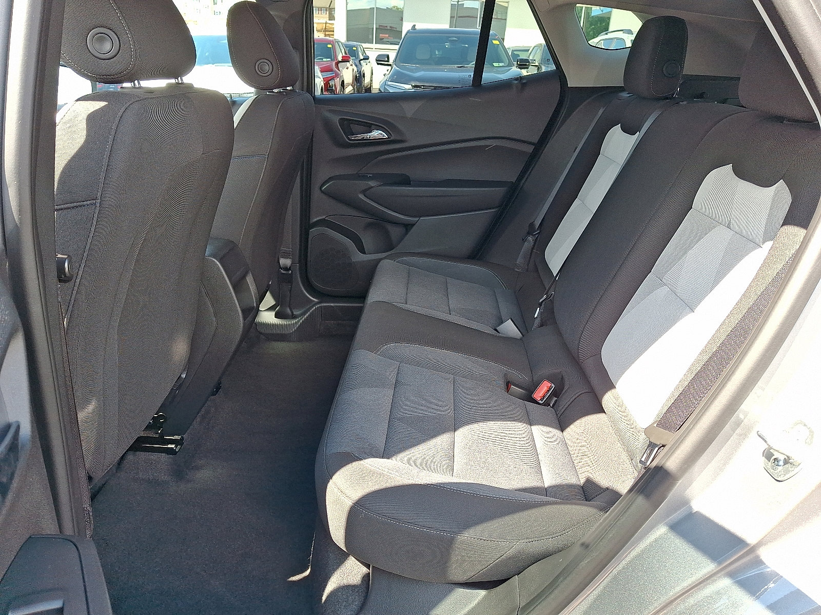 Used 2025 Chevrolet Trax LS image 11