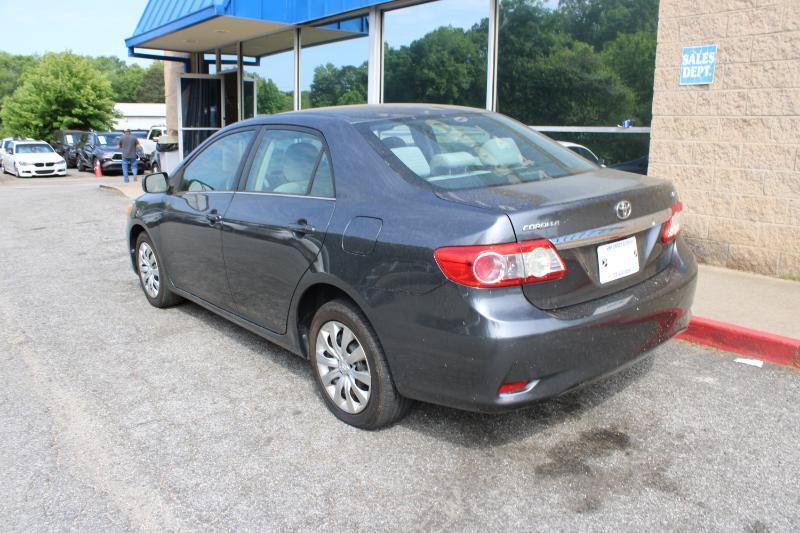 Used 2013 Toyota Corolla LE FWD image 6