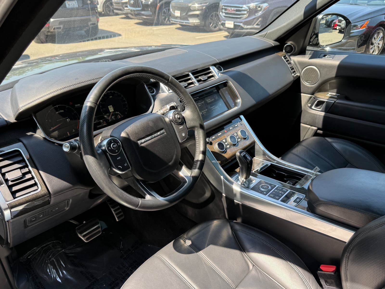 Used 2016 Land Rover Range Rover Sport Supercharged AWD/4WD image 7