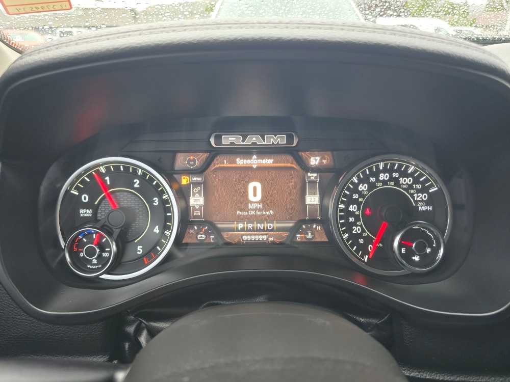 Used 2022 RAM 1500 Laramie AWD/4WD image 21