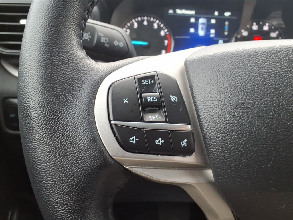 Certified 2023 Ford Explorer XLT image 17